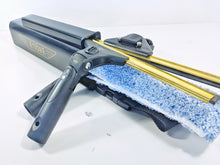 Load image into Gallery viewer, Bucket On A Belt