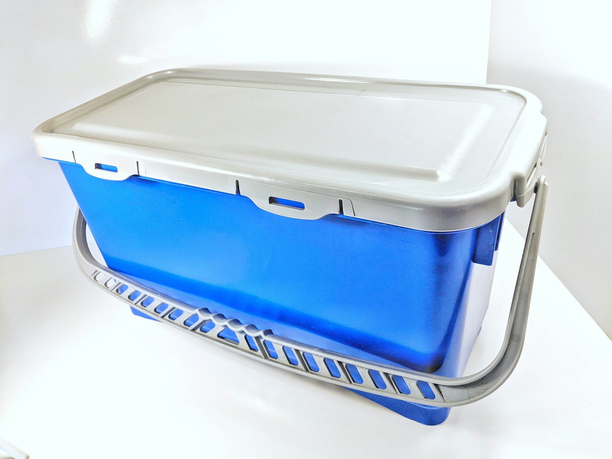 Rectangular Bucket 18