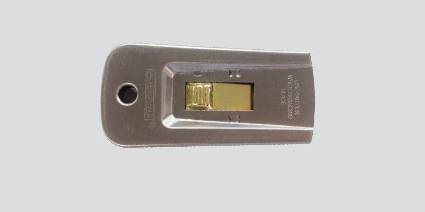 Snappy Retractable Metal Scraper 1.5″ (3.8cm) (Personna)